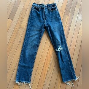 LNC Levi’s Wedgie Straight distressed jeans